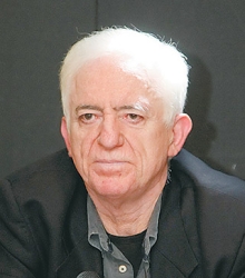 Όλα αυτά και πολλά άλλα μαζί σημαίνουν πως οι κοινωνικοί και πολιτικοί μετασχηματισμοί που άρχισαν πριν από πέντε χρόνια δεν έχουν συγκροτήσει τις νέες δυνάμεις που προσδοκούσαμε και αυτό είναι κοινή διαπίστωση όλων των Ελλήνων.